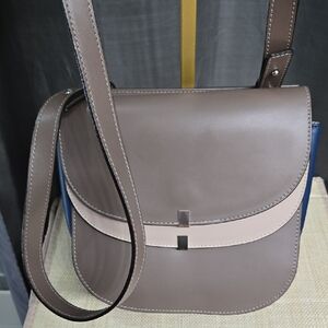 Varriale Italian Leather Crossbody Bag EUC